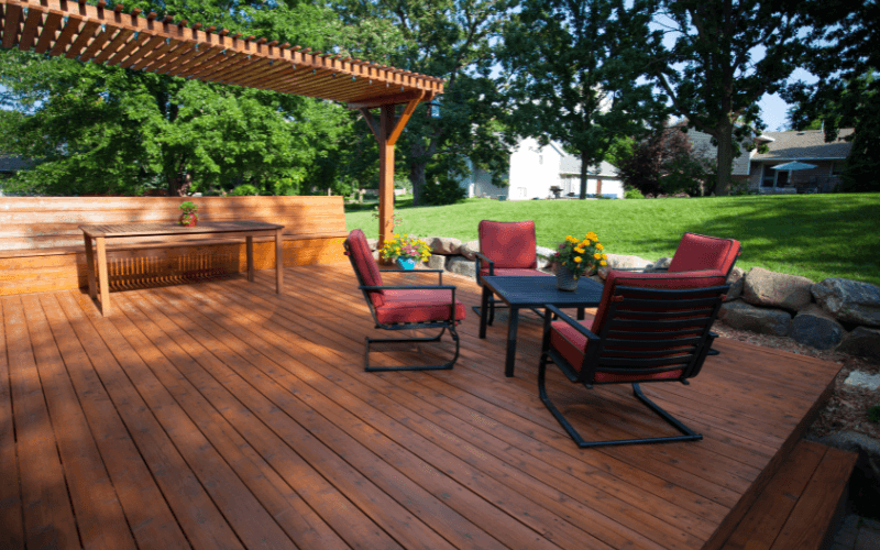 beautiful-perfectly-crafted-deck-_result